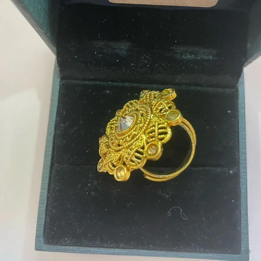 Statement ring - adjustable size